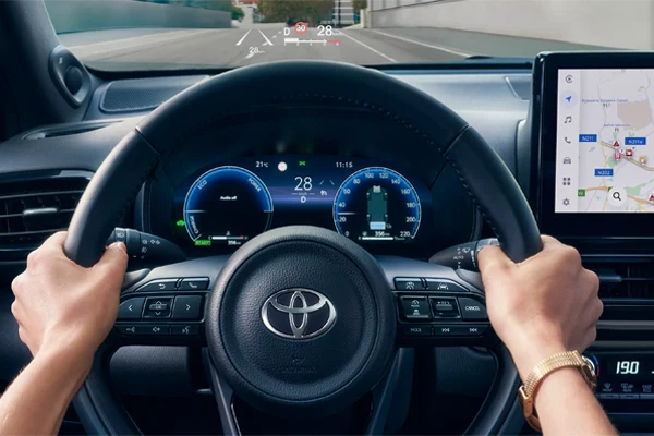 YARIS CROSS CONECTAT