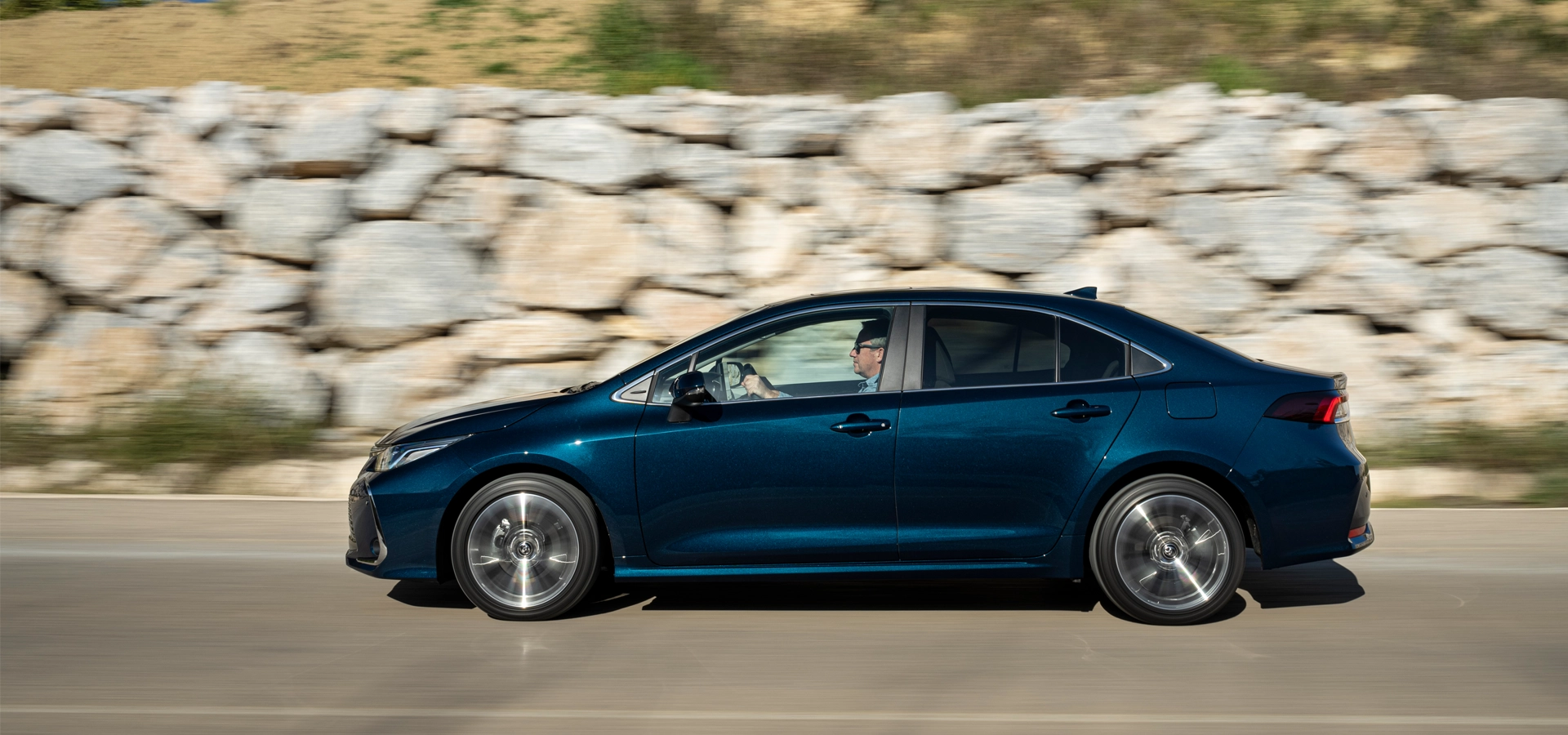 Toyota Corolla Sedan